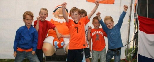 ZOMER-BBQ EN WK VOETBAL